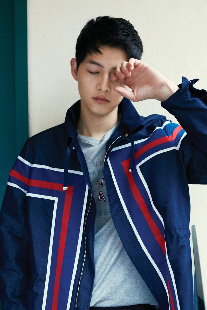 MYJOONGKIAILE's tweet photo. Forbes Korea Powerful Celebrity 2017
韩国福布斯2017名人榜
#宋仲基 #songjoongki #송중기 #ranked2nd #排名第二
CR logo
https://t.co/dLcjlWR8OU https://t.co/cfXaZmJhEW