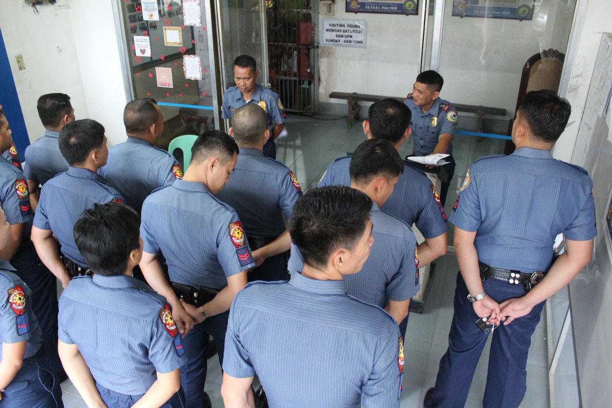 PRO13PIO's tweet photo. Bayugan CPS had their accounting of personnel and PICE. @DIPOEM1 @pnppio @PNP_PCRG https://t.co/WeXiXcPuIw