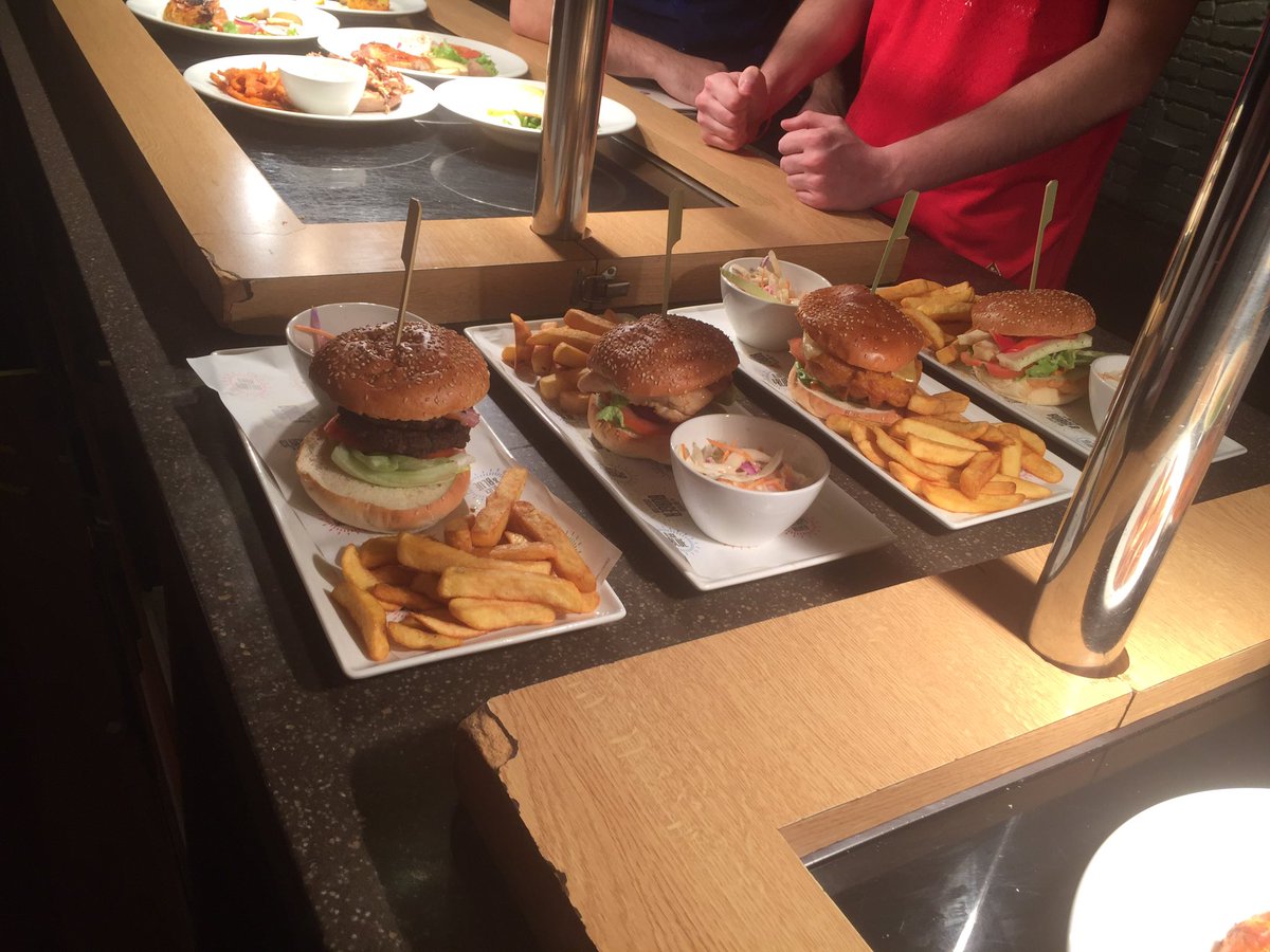 Ocean park tweet media