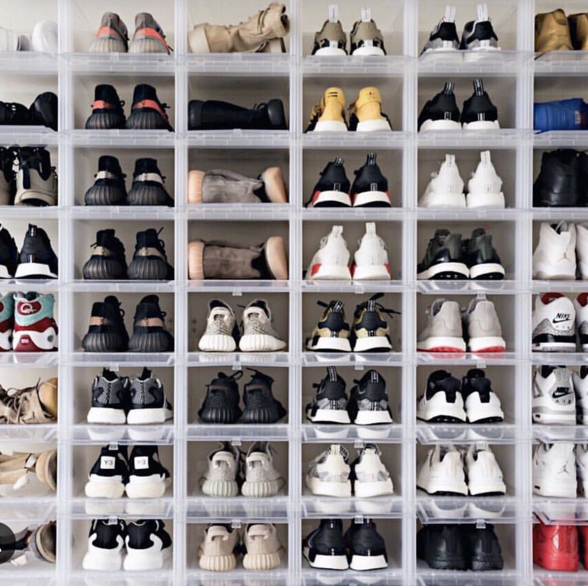 De4TH2F0aMZ's tweet photo. CHOOSE A COLUMN: 1-6 . . .
#DTH2FMZ #TEAMXA #YEEZY #AIRJORDAN #PHARELL #BOOSTVIBES #BOOSTGOD #NMD #350BOOST #750BOOST #THISISCLASSIC https://t.co/H9oBO3I5Ss