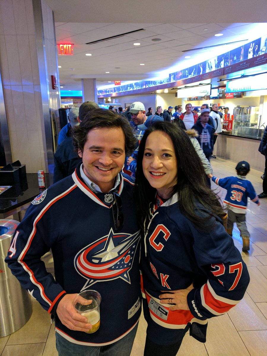 Friendly <a href="/ChaseforBiz/">Chase for Business</a>  rivalry w/ <a href="/lsmnyc/">Laura Miller</a>  <a href="/NewYorkRangers_/">New York Rangers</a> v  <a href="/BlueJacketsNHL/">Columbus Blue Jackets</a>  <a href="/TheGarden/">MSG</a>