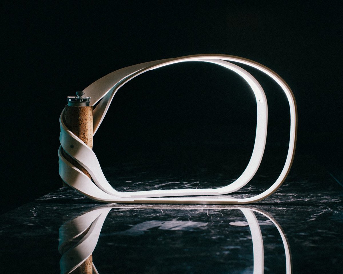 ZIGbyCezign's tweet photo. The classic Möbius brings a unique twist to lighting in @designmilk.
https://t.co/G7h7kcrGNT https://t.co/tRyp6KzpNn