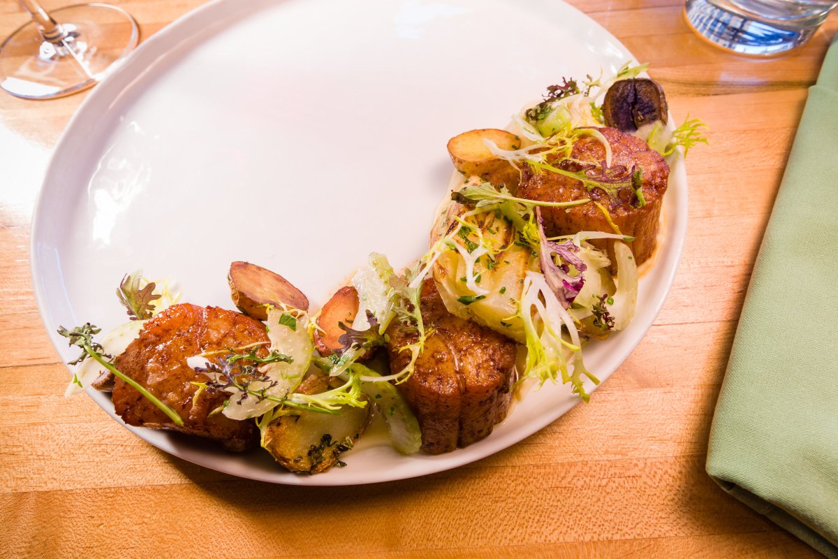 So simple but so complex. #scallops. #squeakybean