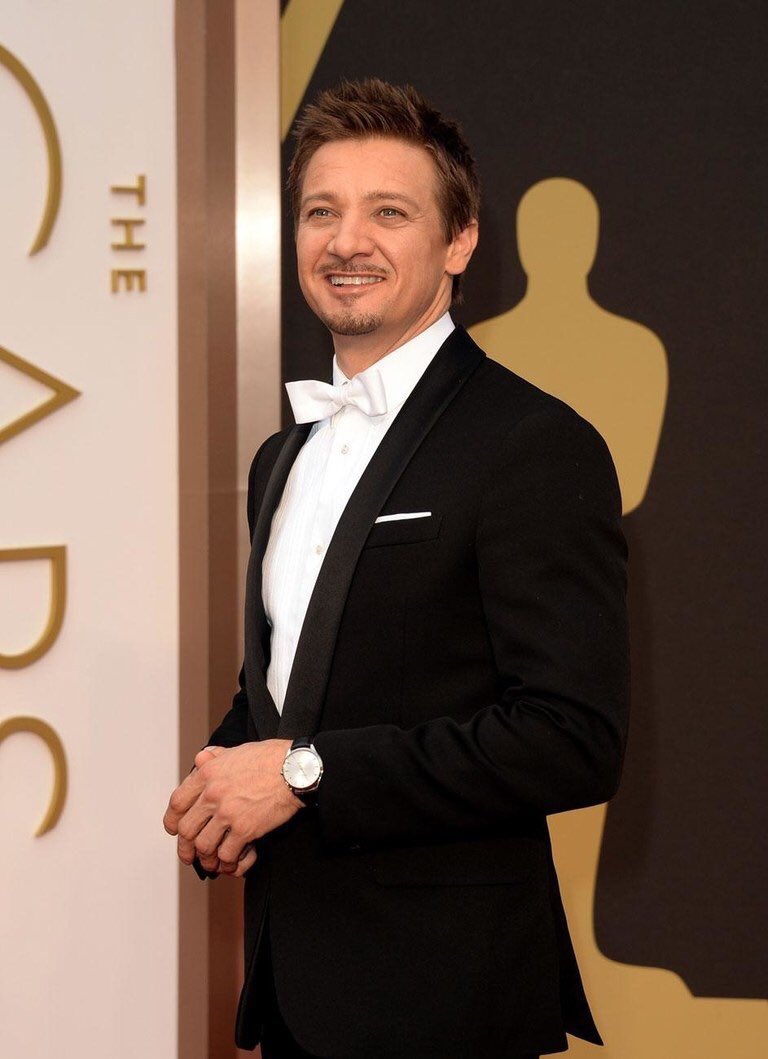 mirandam_mx's tweet photo. Por si algo sale mal no se preocupen que los héroes de MARVEL están en los #oscars desde la #AlfombraRojaPH #MartinMiranda 🇲🇽 https://t.co/ZLRozdFuBr