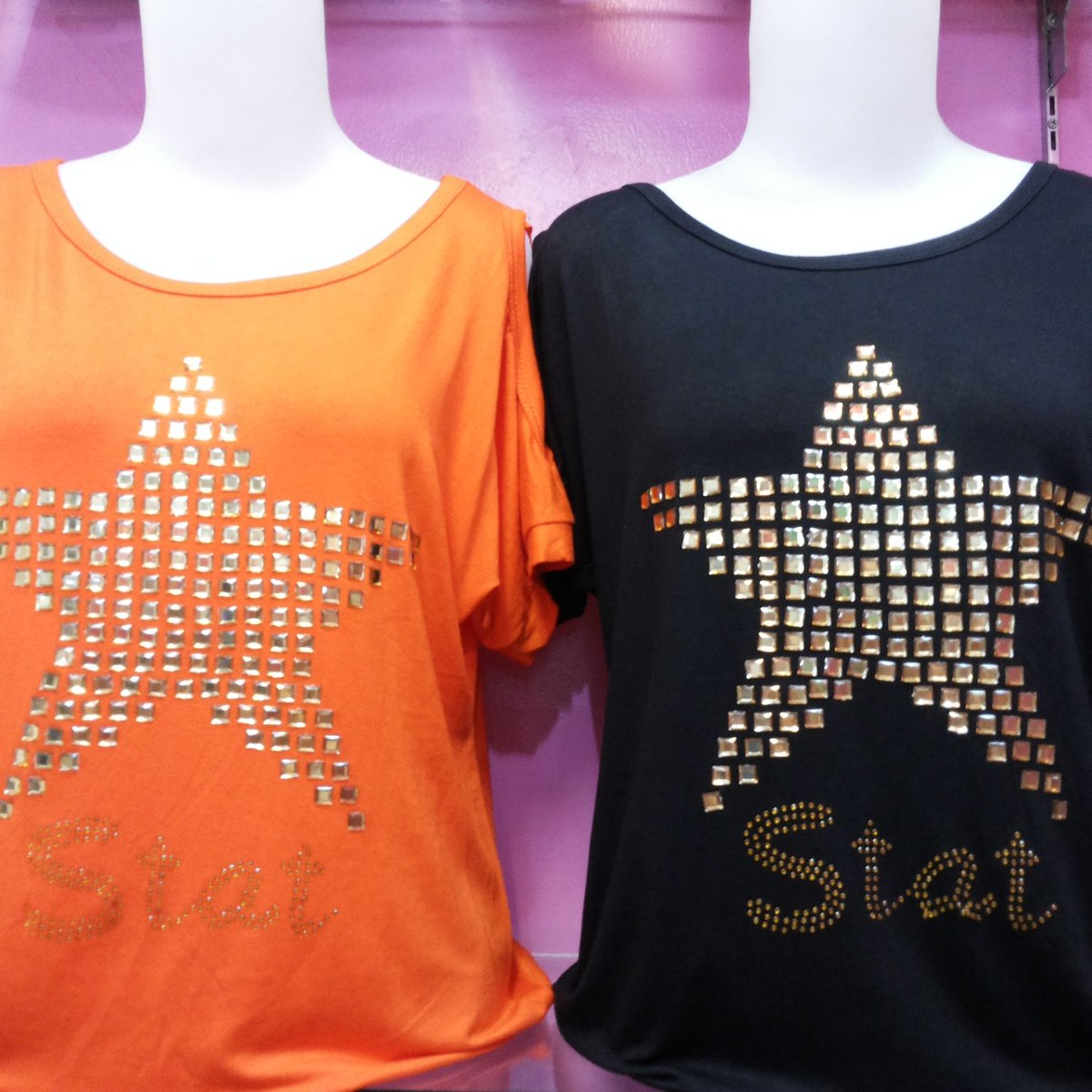 sofie_su's tweet image. Kaos import mote bahan stret
Ukuran muat sampai XL
Model lengan bolong
Harga 65.000
Pin bb 58477FE0