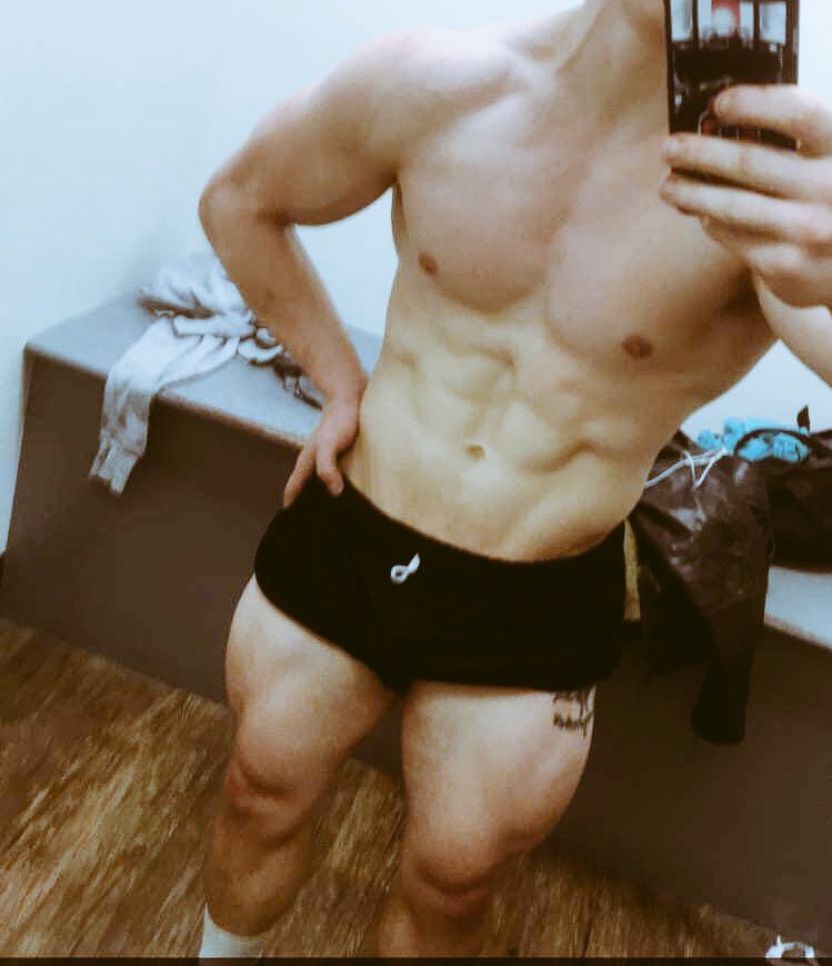 flexinsimba's tweet photo. Have faith in the process and have confidence in yourself and your abilities #fitfam #bodybuilding #gains https://t.co/nnFPsBYA3Q