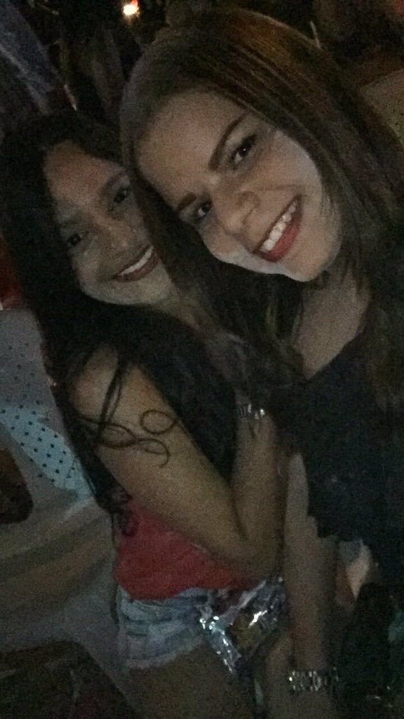 YohanaRaad's tweet photo. Otro día para la historia de nuestras vidas. #laspea #bajenlodelamesa #elclanpusoaloquear #lagente #misbebitos https://t.co/wFJgvKx0J6
