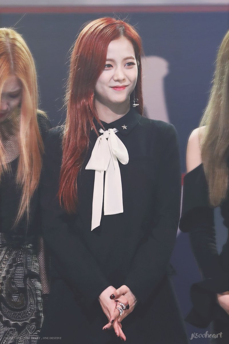 jisooheart's tweet photo. I'm up to my ears in work....
miss you so badly😢😭💔
#블랙핑크 #지수 #BLACKPINK https://t.co/TqYykh57lC