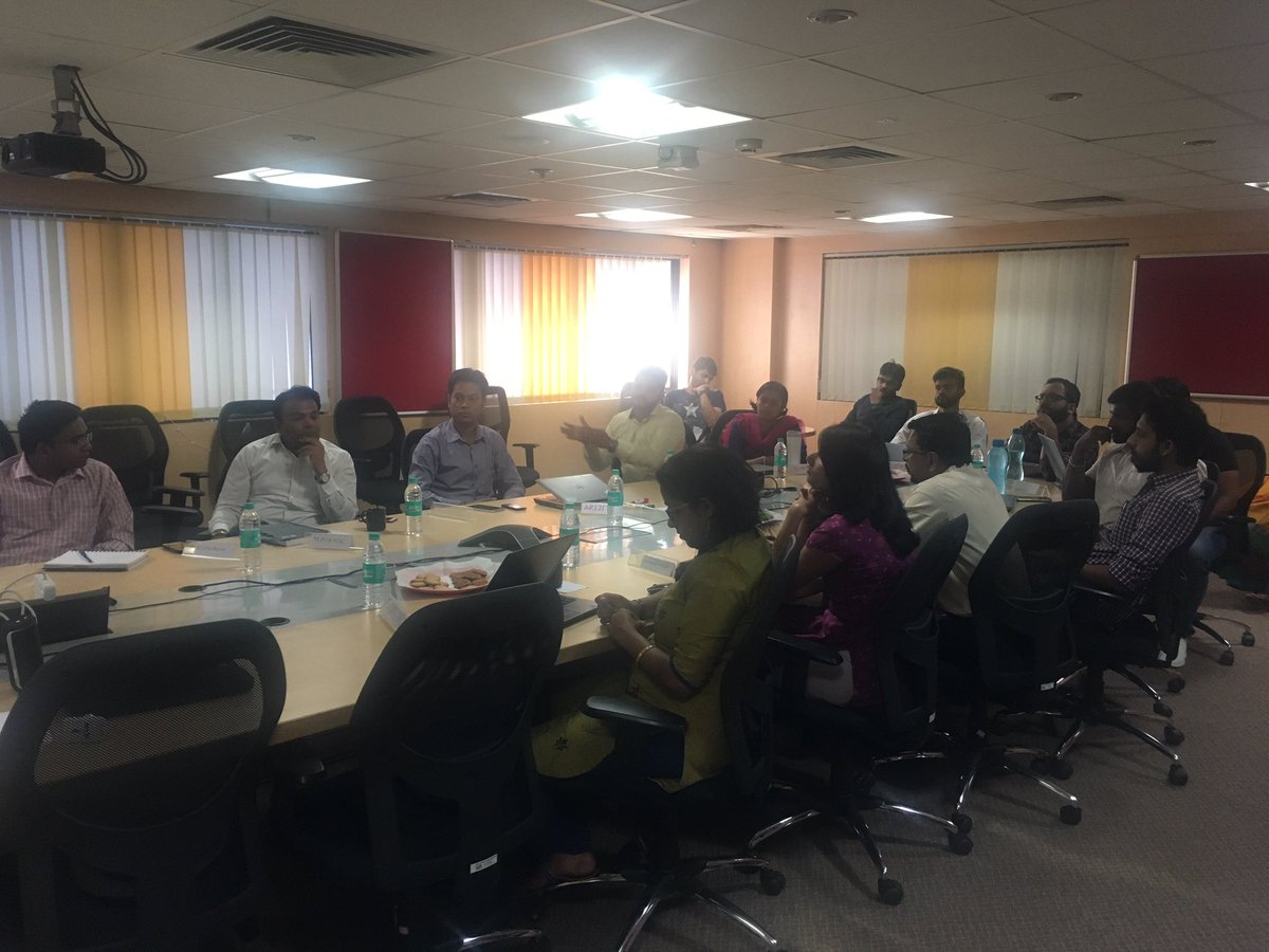 priyaspov's tweet photo. ExceleraTE program for TE services - becoming master story tellers at the story telling workshop #lifeatte #mondaymotivation #execleraTE https://t.co/QSkWUqNpy9