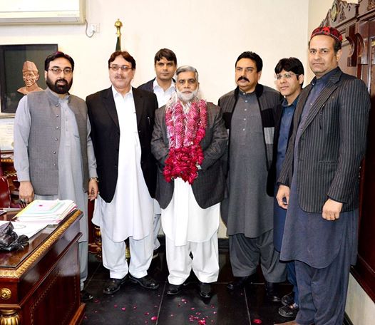 #President  <a href="/SarhadChamber/">Sarhad Chamber</a> of commerce <a href="/HajiAfzal/">haji muhammad afzal</a> , with his team in his office