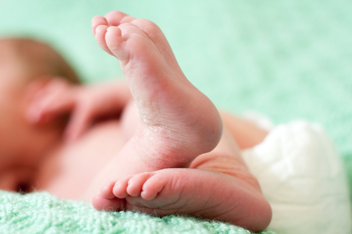 amsterdamumc's tweet photo. Jonge ouders gezocht voor vragenlijst over hielprik bij baby's https://t.co/2702dPky6Q https://t.co/gctE0WLeVG