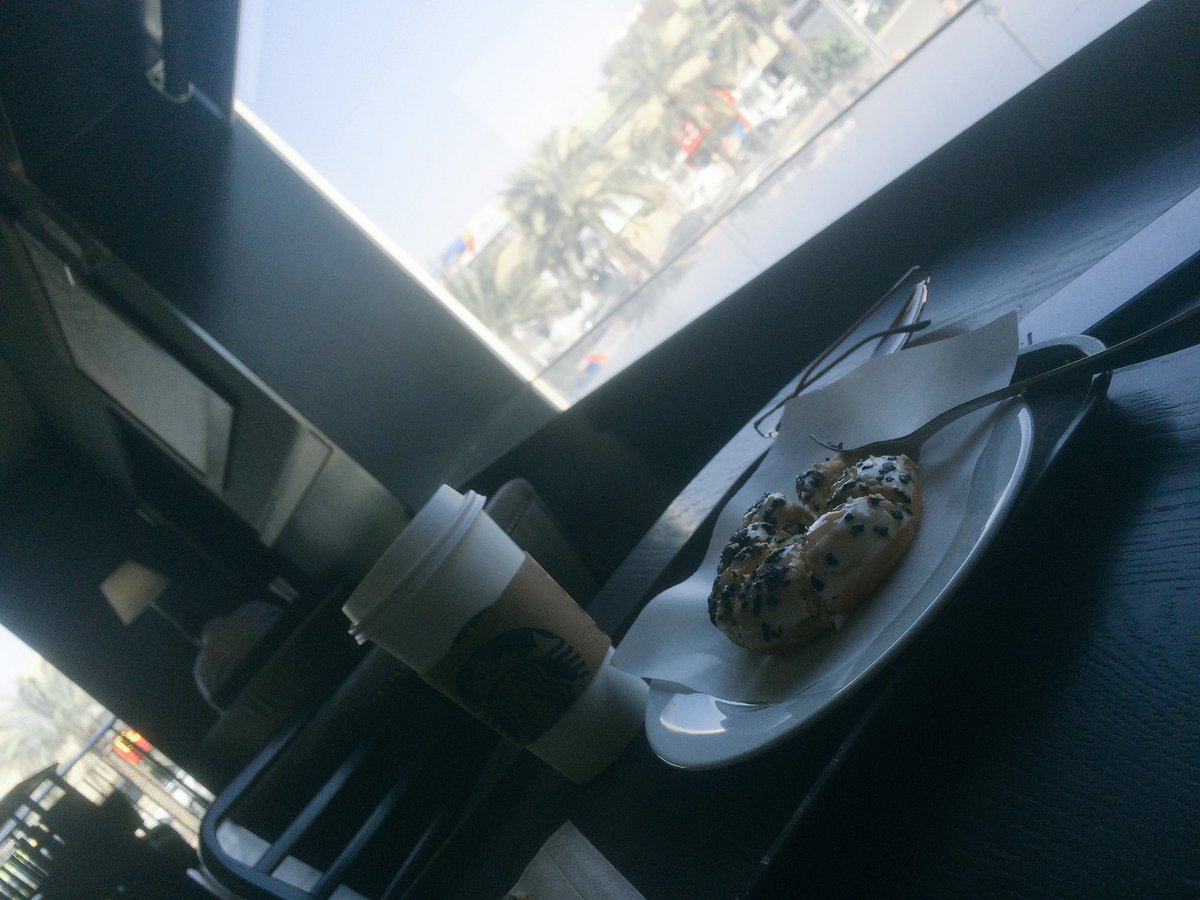 اسعد الله صباحكم ❤️😘🌹