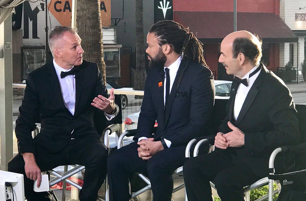 Special thanks to <a href="/franklinleonard/">Franklin Leonard</a> for wearing the refugee flag pin and standing for the cause live on BBC. #Oscars2017 #refugeeswelcome