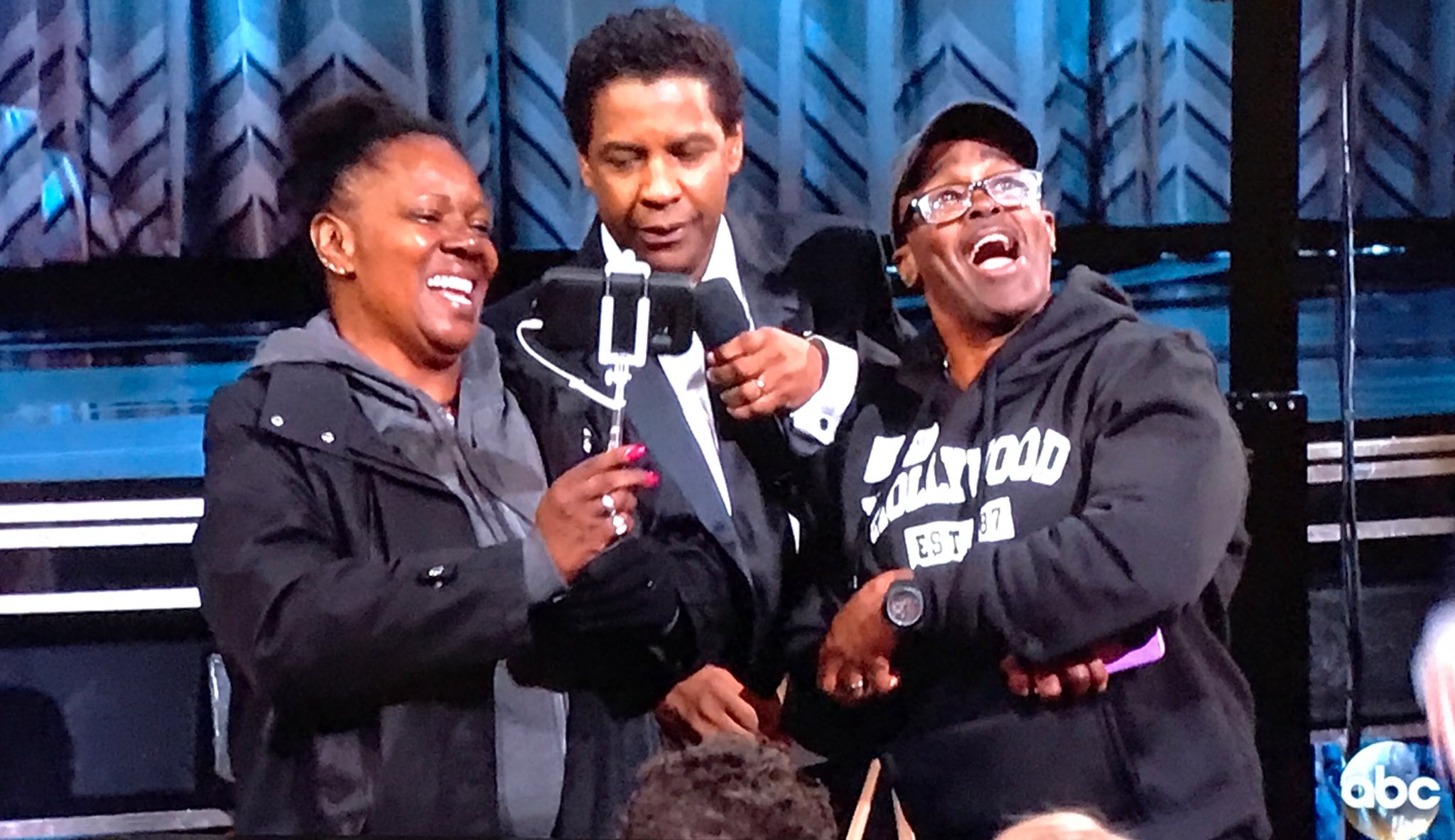 C5pB6tbVMAAzJM-.jpg:large