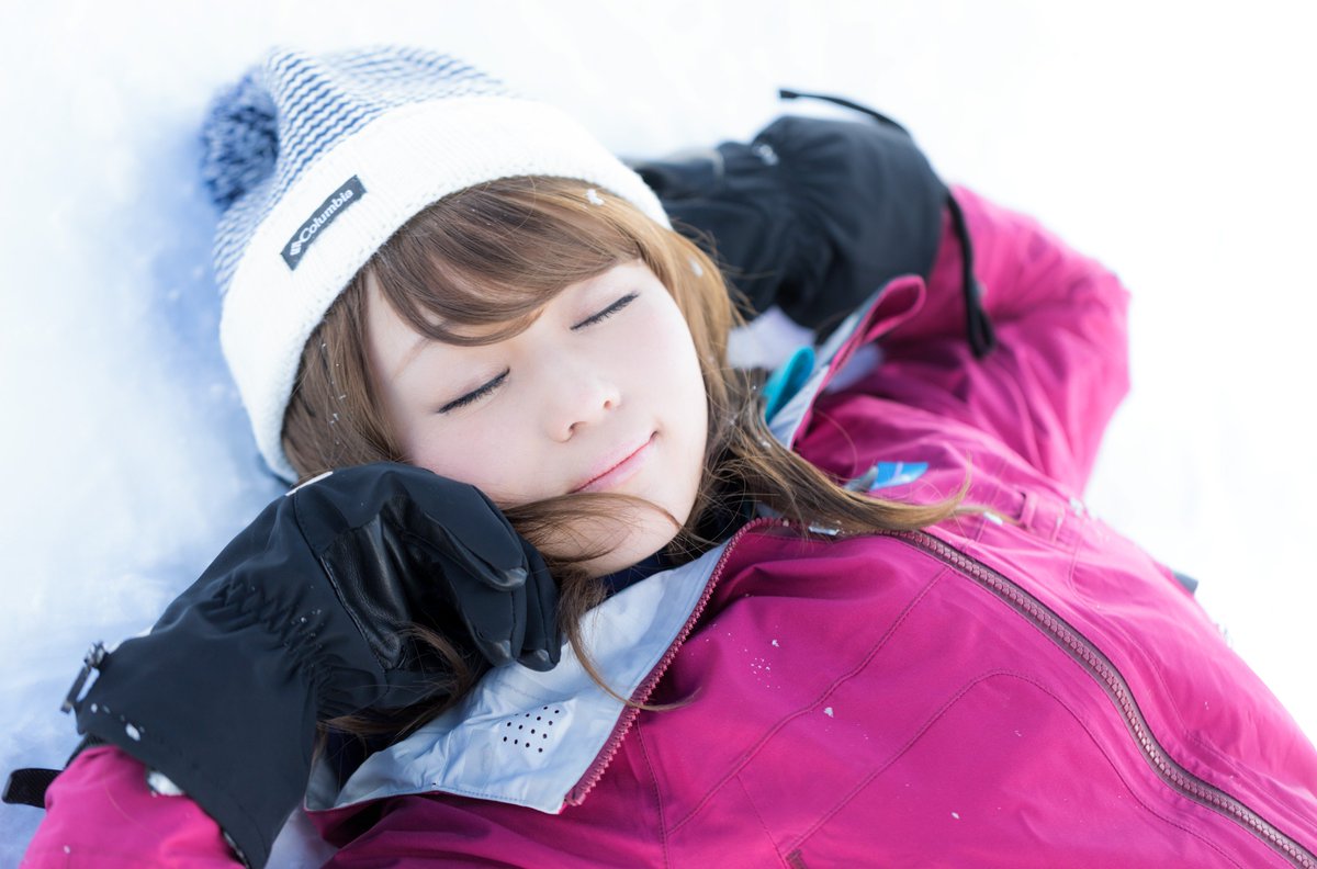 すしぱく ぱくたそフリー素材に 雪山 美女 レイヤリング 茜さやさんの新作写真を15枚追加しました ぜんぶ雪のせいにしたくなるシーンでご利用ください A っ T Co Mubgyrketc