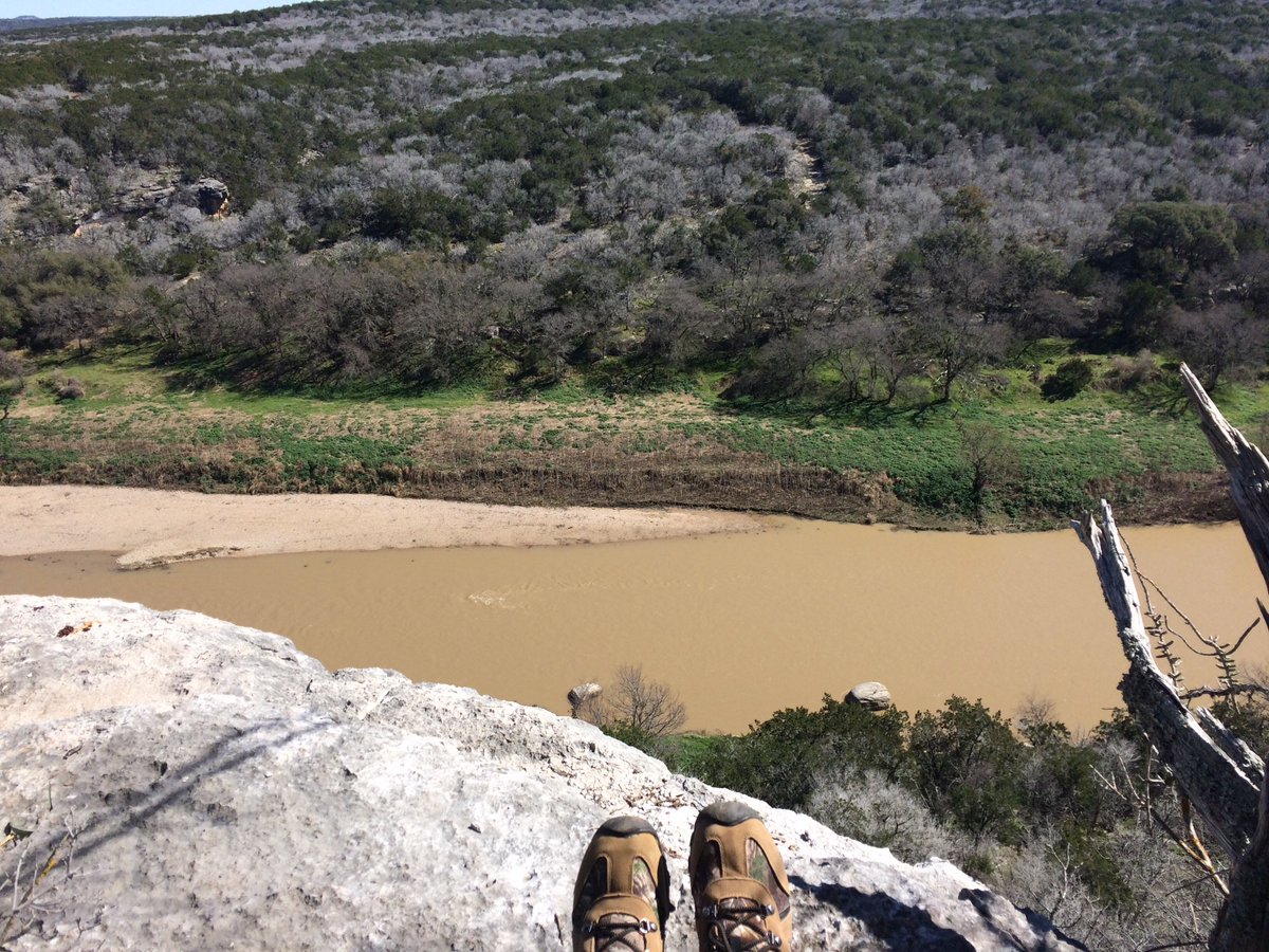 ThaLuminator's tweet photo. "Life moves pretty fast. If you don't stop and look around once in a while, you could miss it." #ColoradoBend 🏕 https://t.co/iGM8rsFjR9