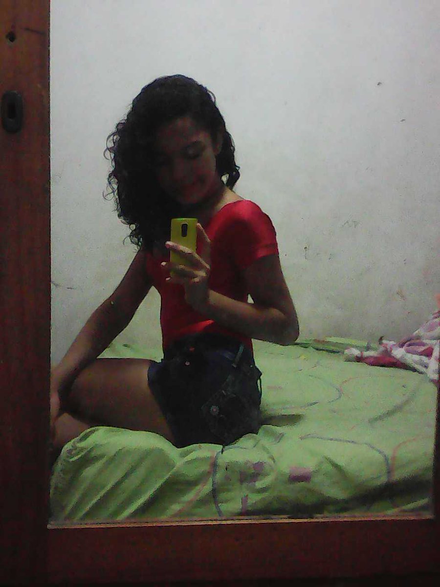 YeriseyS's tweet photo. quien me las ase me las paga 👊👊👊✌️✌️💅😏😏 https://t.co/SZSvOHT0xQ