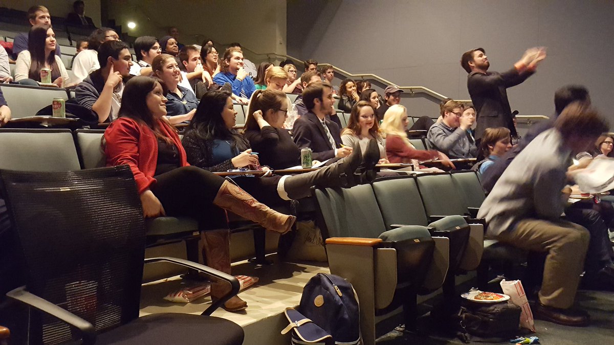 MediaArts_UNT's tweet photo. Oscar's viewing party at #UNTMediaArts with #LLCommunity @UNTPrez @UNTsocial https://t.co/Ut9I6vkfXE