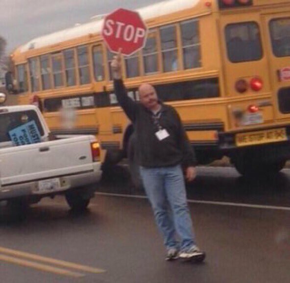 FunnyTweetsMan's tweet image. when someone is flirting with bae