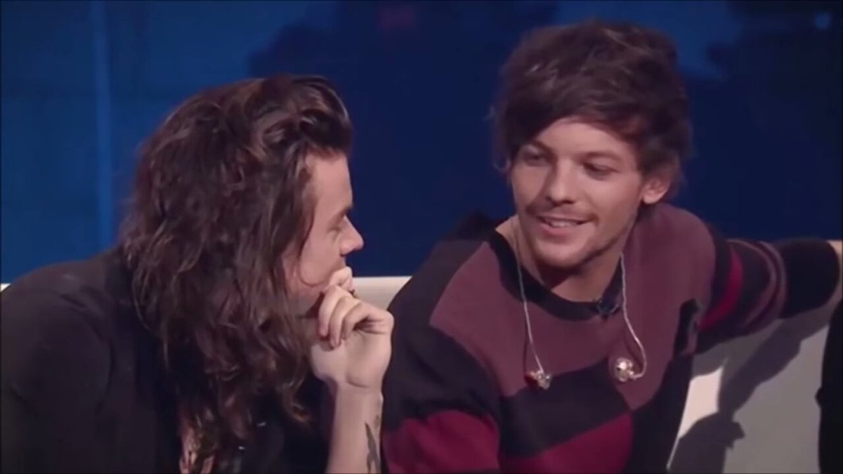 Freedom_9194's tweet photo. "Always in my heart @Harry_Styles"- Louis Tomlinson, 2011.
"Always you"- Louis Tomlinson, 2017. https://t.co/LxvlMqn2oI