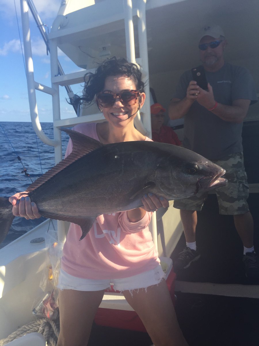 jaybeffa's tweet image. #tunasteaks