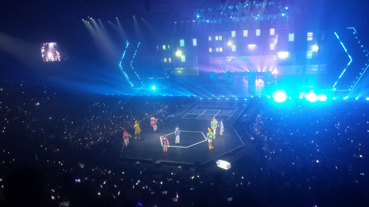 propertyofkai's tweet photo. 022617 A NIGHT TO REMEMBER 😭😍💖💕 #EXOrDIUMinManilaDay2 https://t.co/8CISeEXjC0