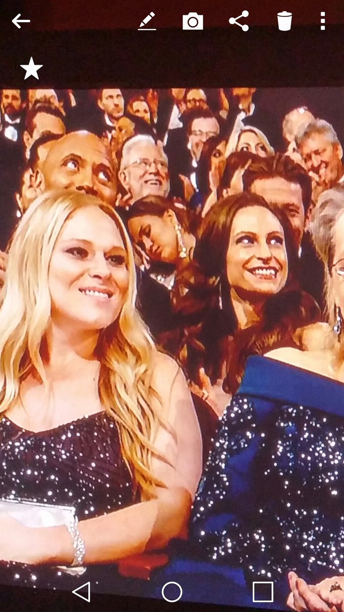 stephaniestonge's tweet photo. @jimmykimmel whos that sleeping? Lol https://t.co/vhN000ZNt9