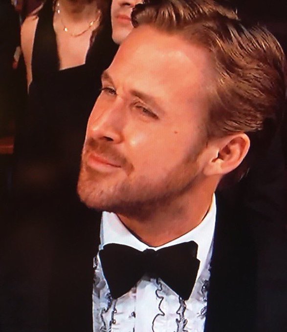 Cuando todo fue una confusi&oacute;n jajajajaja #Oscars2017 #LOL https://t.co/YWgndW5h3P<a href="/tag/oscars2017"class="tags">#Oscars2017</a><a href="/tag/lol"class="tags"><span>#lol</span></a>