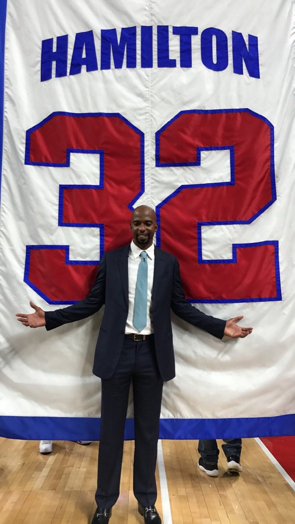 wcdailylocal's tweet photo. The pride of Coatesville - Richard Hamilton (@ripcityhamilton) - is honored as @DetroitPistons retire his #32. https://t.co/65CuZKhprI https://t.co/k8beAInH0a