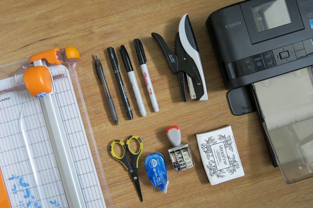 heypamzip's tweet photo. NEW POST | Wrote down a masterlist of where I buy #projectlife / #pocketpage memory-keeping supplies! READ HERE: https://t.co/RAYIYVwFyH ✨ https://t.co/bt4uN67w4p