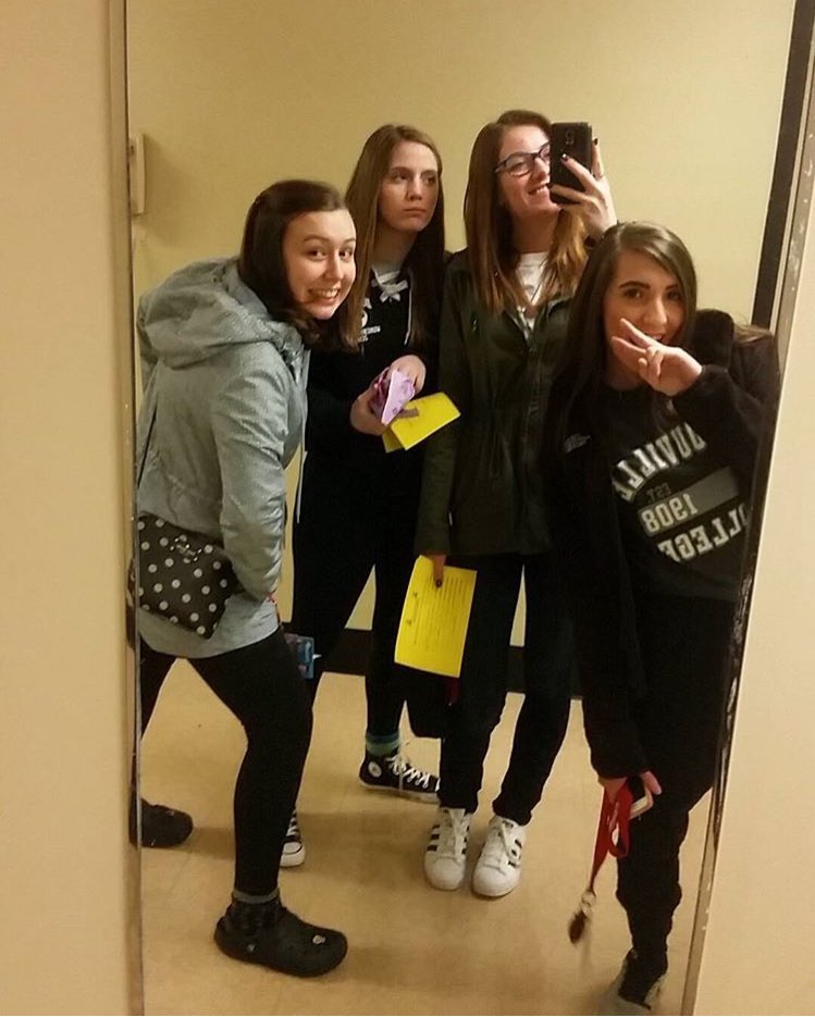 ashleycarney98's tweet photo. Happy birthday cammi❤❤❤ you're the C to our ARML. Thanks for teaching me Spanish before my exams❤❤❤ #carml https://t.co/ZY0WoUdb1j