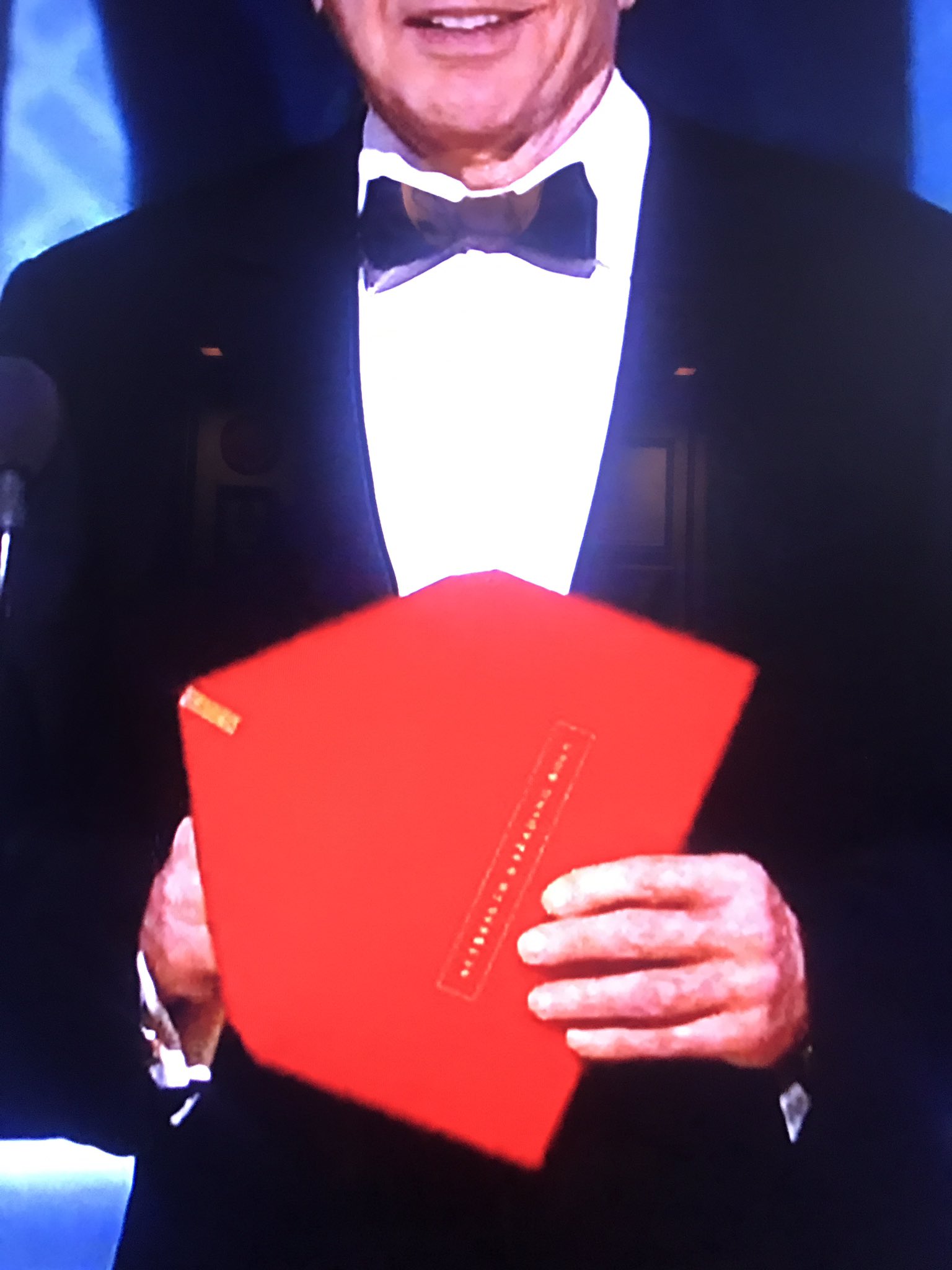 C5pibreWQAEI4zf.jpg:large