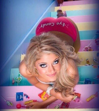 LilMissWickedx's tweet photo. Bliss Kiss PhotoShoot.. *Warning Don't Flirt With Me On Here Or You a will Be Bitch Out.* https://t.co/KnEpfg58SN