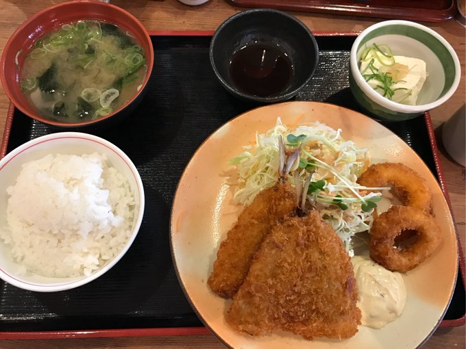 アジフライのカロリーや糖質 栄養は ダイエットにもおすすめの食べ方 素敵女子の暮らしのバイブルjelly ジェリー