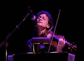 culture_cz's tweet photo. #Czech avant-garde #violinist, #singer, and #composer Iva Bittova & her #music https://t.co/NecSIQeff1 #RecommendedRecords, Czech #Silesia https://t.co/auyvMDwf7N