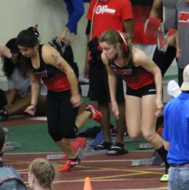 m_mccormickDO's tweet photo. Running the 60 or doing the cha-cha slide?? 😂😂 @MariahHicks1 #owutf https://t.co/Ru42U5uUEz