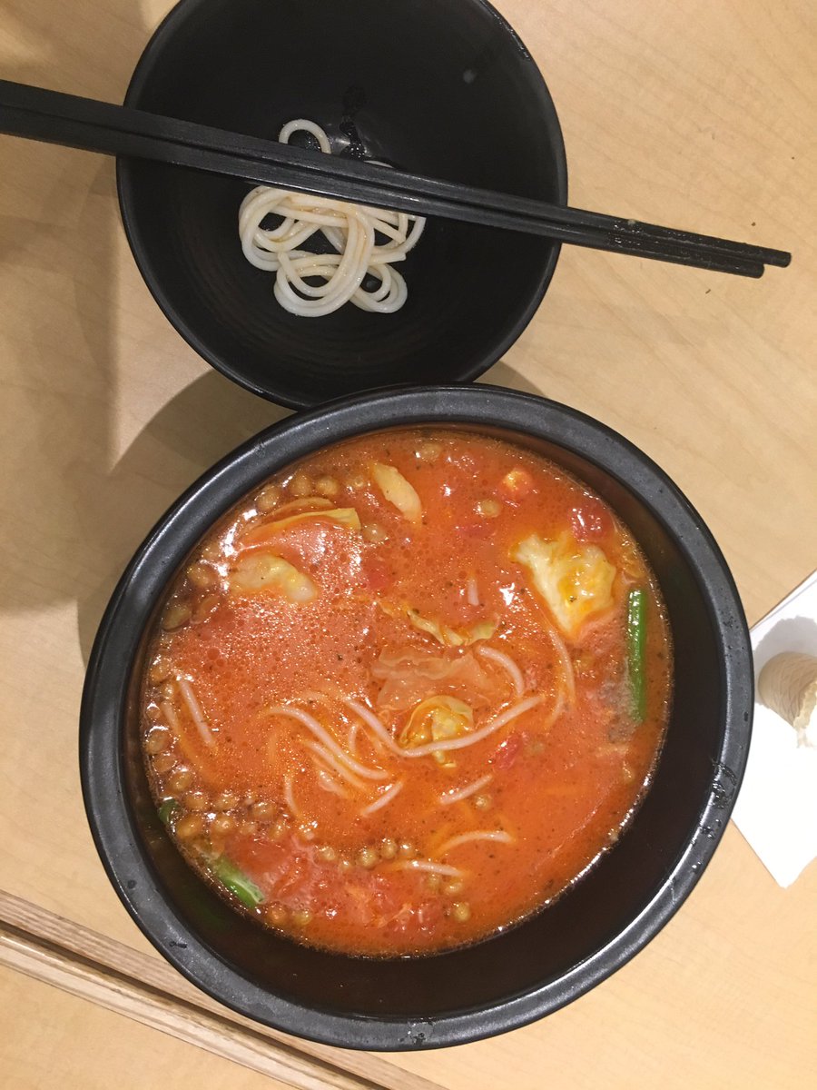 JuneBeeos's tweet photo. Rice-flour noodles! https://t.co/kACyNr6Rfo