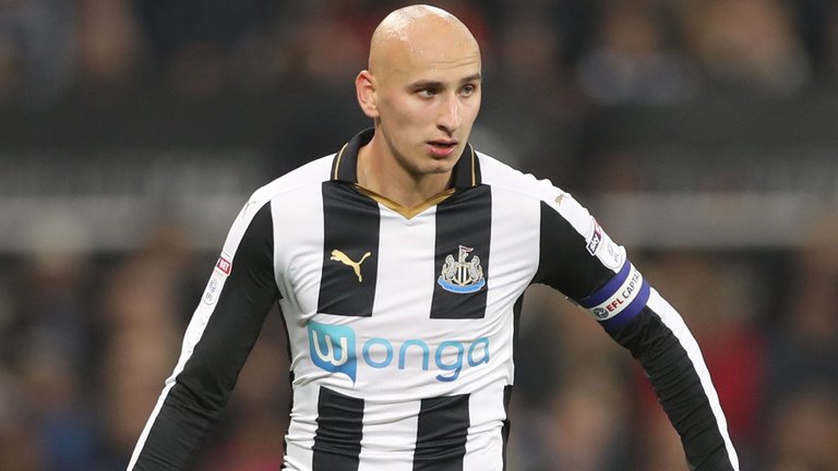 Happy 25th birthday to current Mag Jonjo Shelvey today 