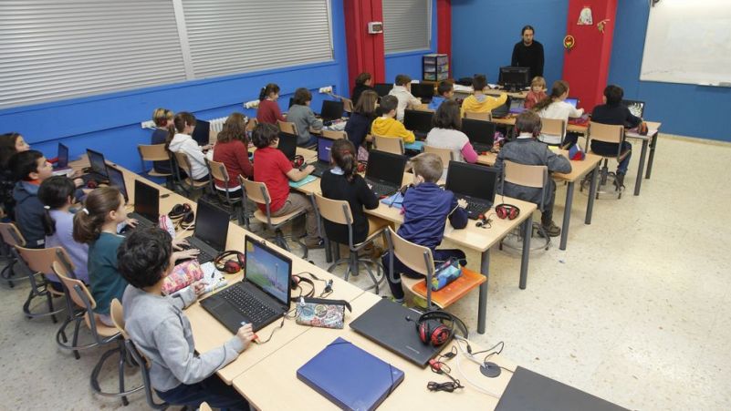 Roycan_es's tweet photo. ¡¡Enhorabuena!! El #LaboratoriodeIdiomas #Roycan del Lamas de Abade de es unreferente para la Xunta de Galicia. https://t.co/DJvNv0ZSbQ 🙌😁 https://t.co/tk6oYsaVzq