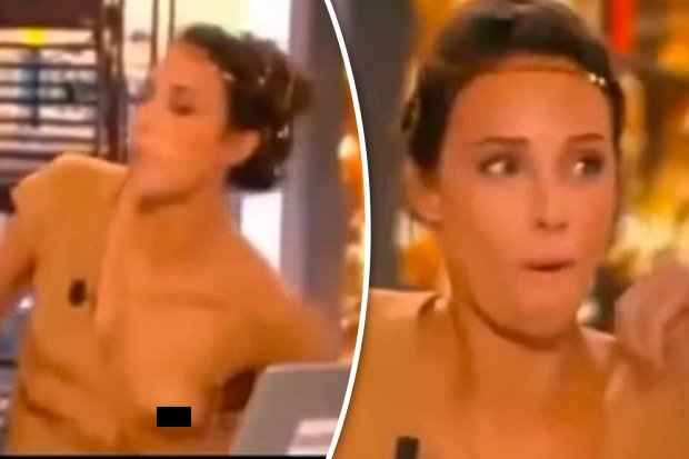 Actress Suffers Nsfw Wardrobe Malfunction Live Handing Award