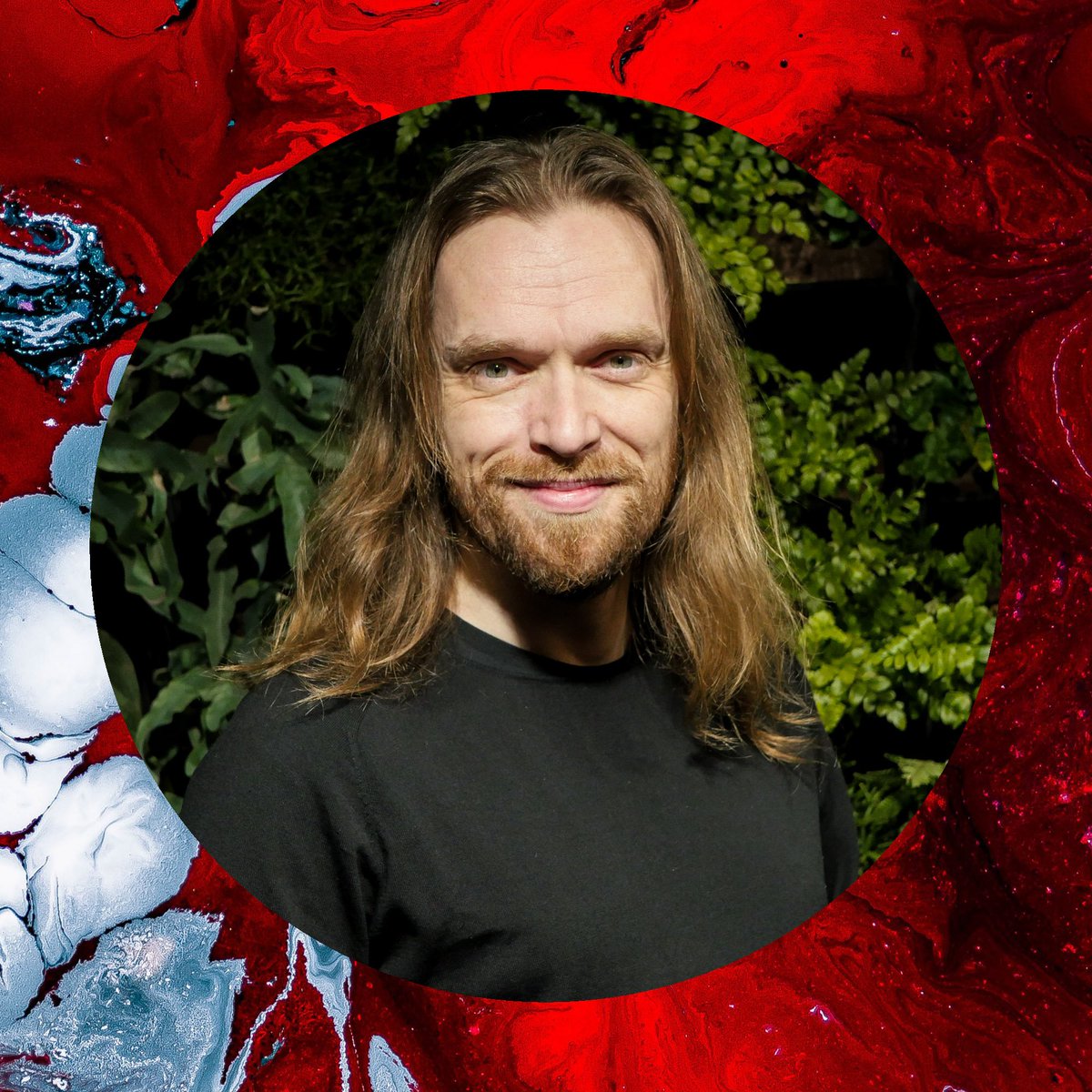 RadioHelsinki's tweet photo. @AnssiKela saapui aamuihin vieraaksi kertomaan uudesta tv-sarjastaan Anssi Kela ja isot biisit. #radiohelsinki #anssikela #rhaamut https://t.co/lnsNWb3fy8