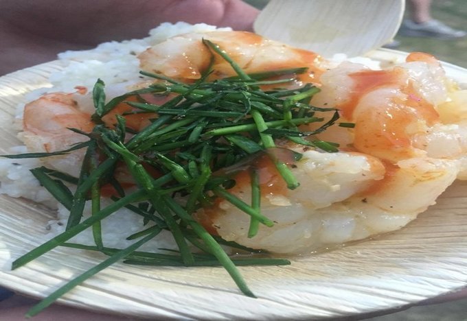 infoblazeme's tweet photo. Eat The World DXB brings Singaporean food to #Dubai  | https://t.co/2FVwA437XK @roundmenu @BurjKhalifa @EatTheWorldDXB @hamdanmohammed https://t.co/zJFastALpH