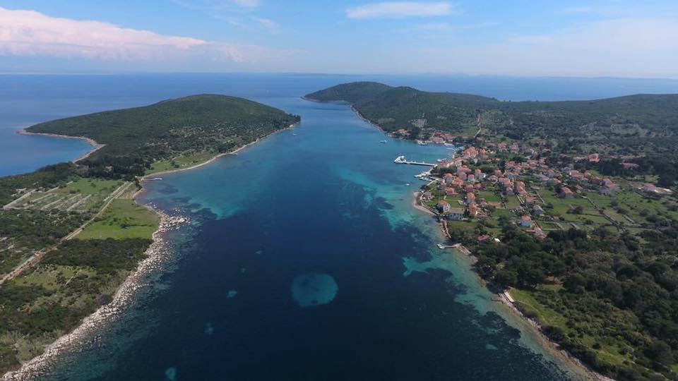 aslagency's tweet image. In the middle of the two #islands!
#volimstovolimolosinj #go2losinj #golosinj #losinjlovesyou #colorsoflosinj #losinjmoments
