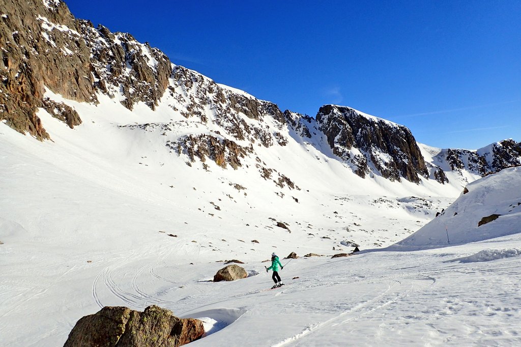 FrenchrivieraG's tweet photo. Enjoying the sun at the top of @isola2000live ski resort! 🌞 #CotedAzurNow #skisunday #skiing #mondaymotivation https://t.co/JL5hjkuoKF