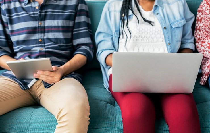 setupmedia's tweet photo. ¿Son las redes sociales una fuente información fiable? Te lo explicamos en el blog de #SetUp https://t.co/bJn9WbXGBz https://t.co/wU5XmJVtfL