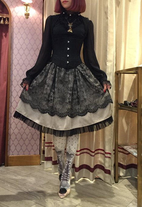 92%以上節約 アビエタージュ シャーロットブラウス ブラック