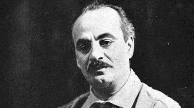 Kitapcumlelerii's tweet photo. İnsanların vefaları sana değil, sana olan ihtiyaçlarınadır. 
Sana ihtiyaçları değişince vefaları biter.

Halil Cibran https://t.co/OBCqyK5cir