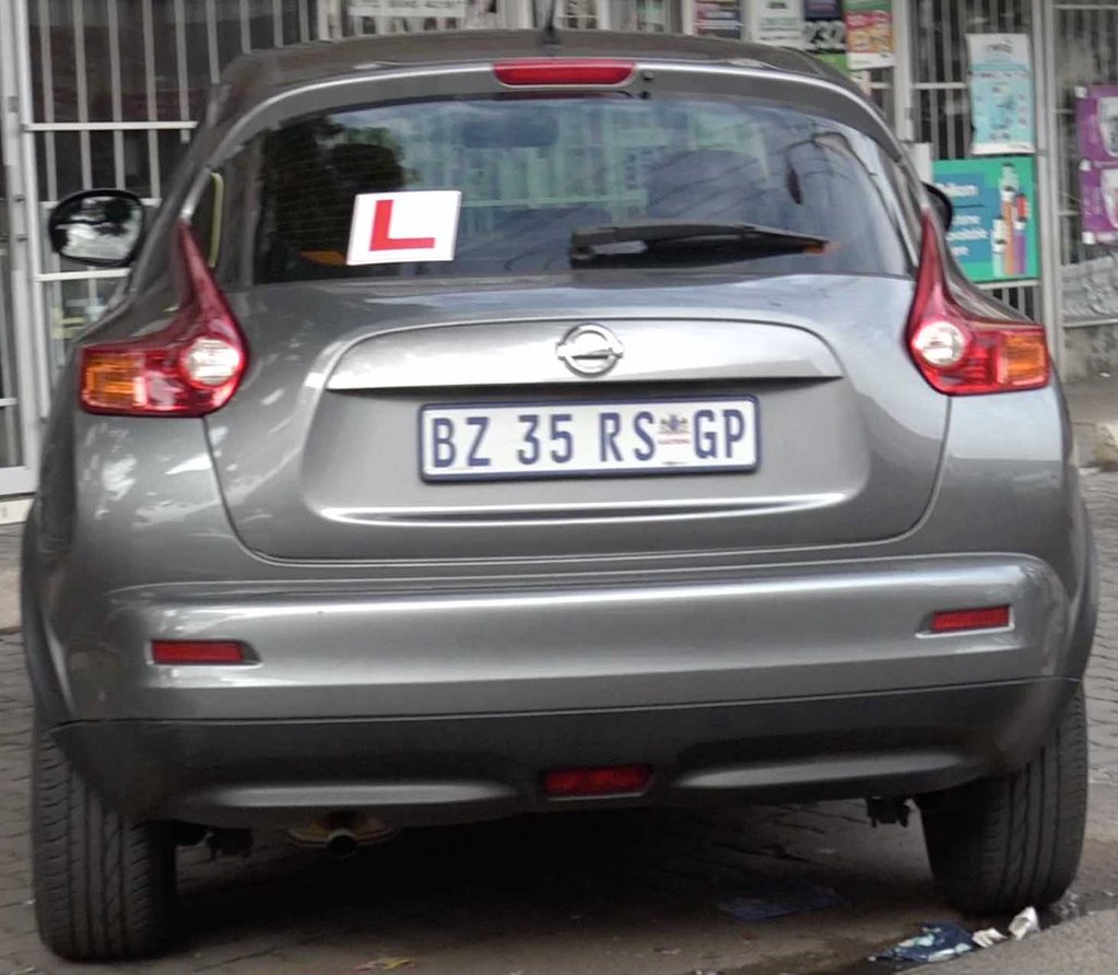 UPDATE. Car thief (pictured here) has tried to use my bank cards RETWEET and report sighting of him to police 10111