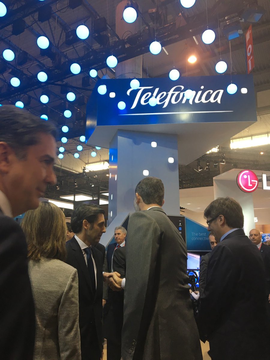Primera jornada del #mwc17 con la presencia SM el Rey Felipe VI y <a href="/jmalvpal/">JM Alvarez-Pallete</a>, CEO de <a href="/Telefonica/">Telefónica</a>