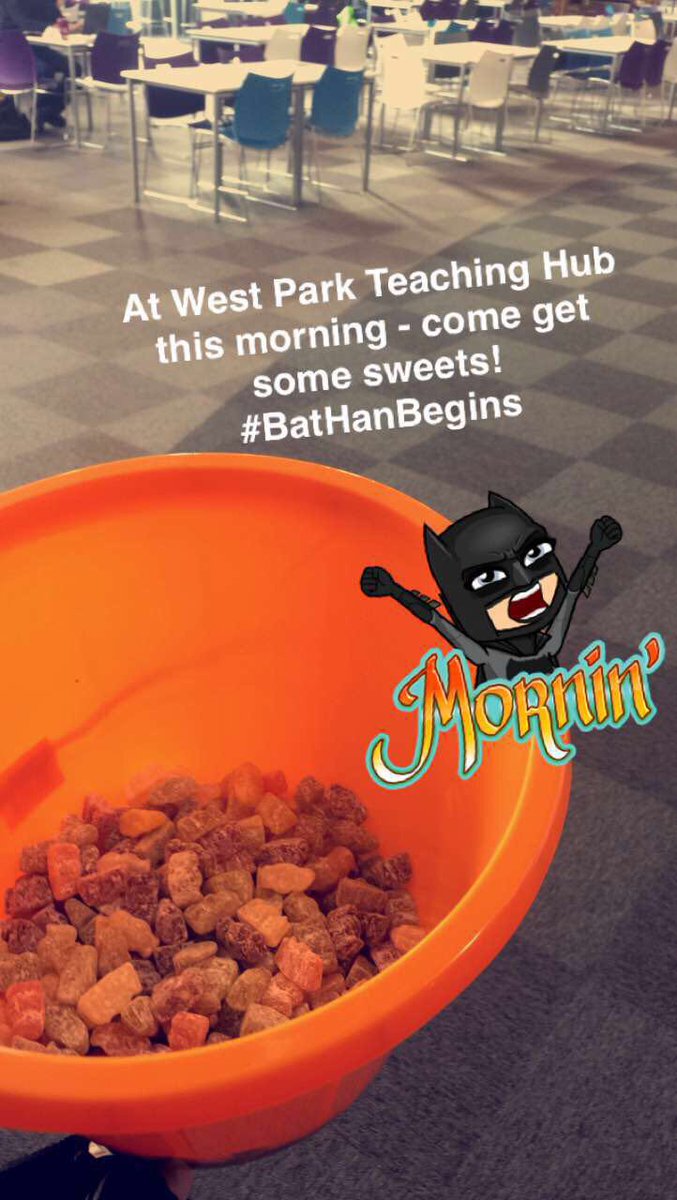 BatHanWDEO's tweet photo. Engineers, we're here for you this morning! Come and grab some sweets on the way to your lectures ๐ฌ #BatHanBegins https://t.co/2k7irIQWAA